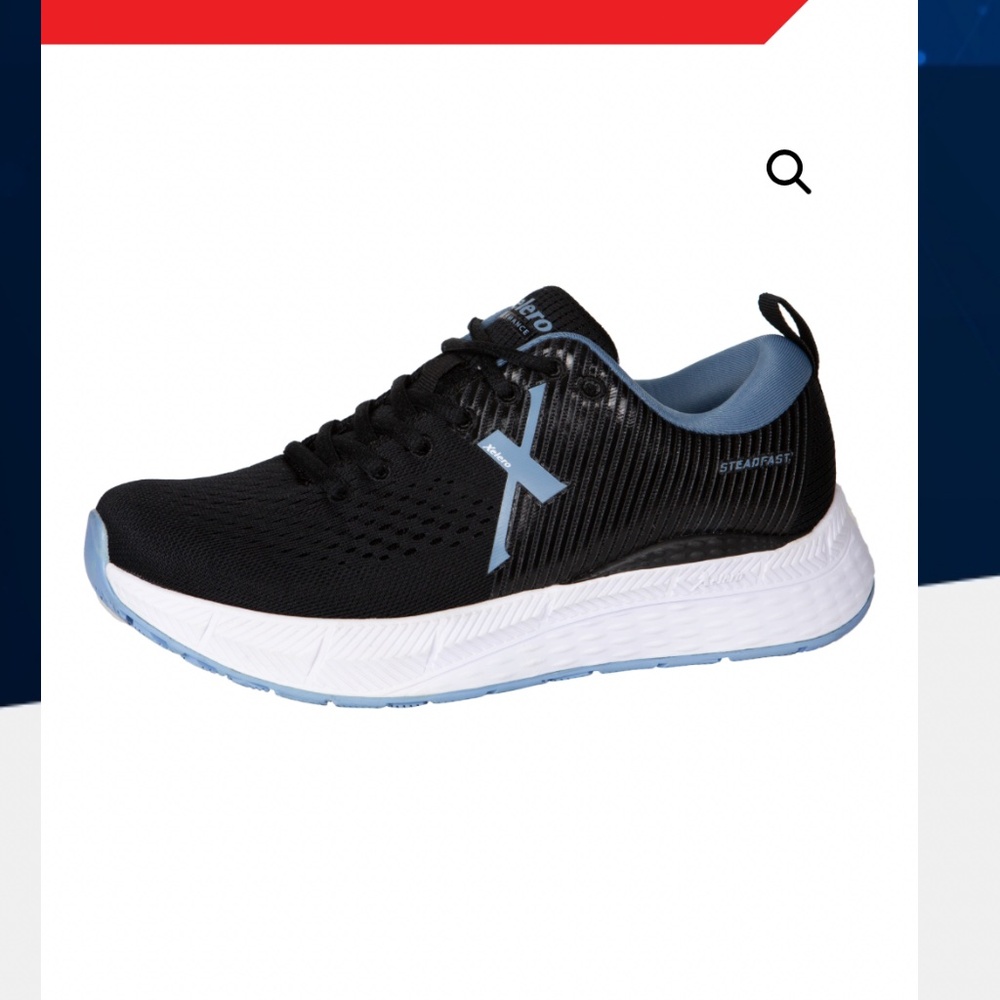 Xelero sneakers
